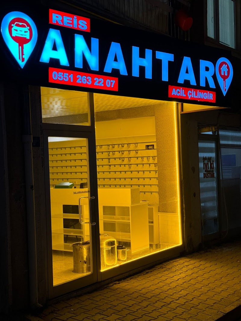 WhatsApp ile iletişim