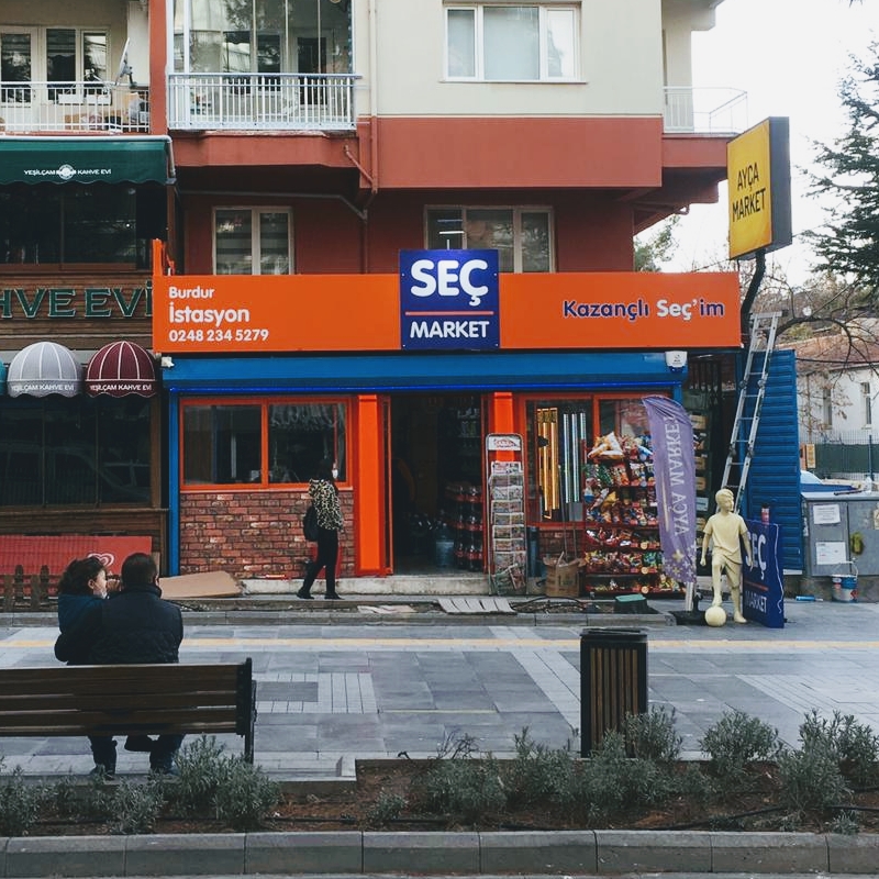 WhatsApp ile iletişim