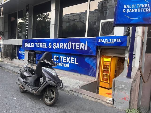 WhatsApp ile iletişim