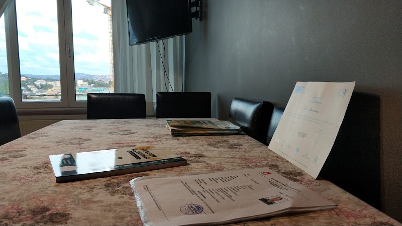 WhatsApp ile iletişim