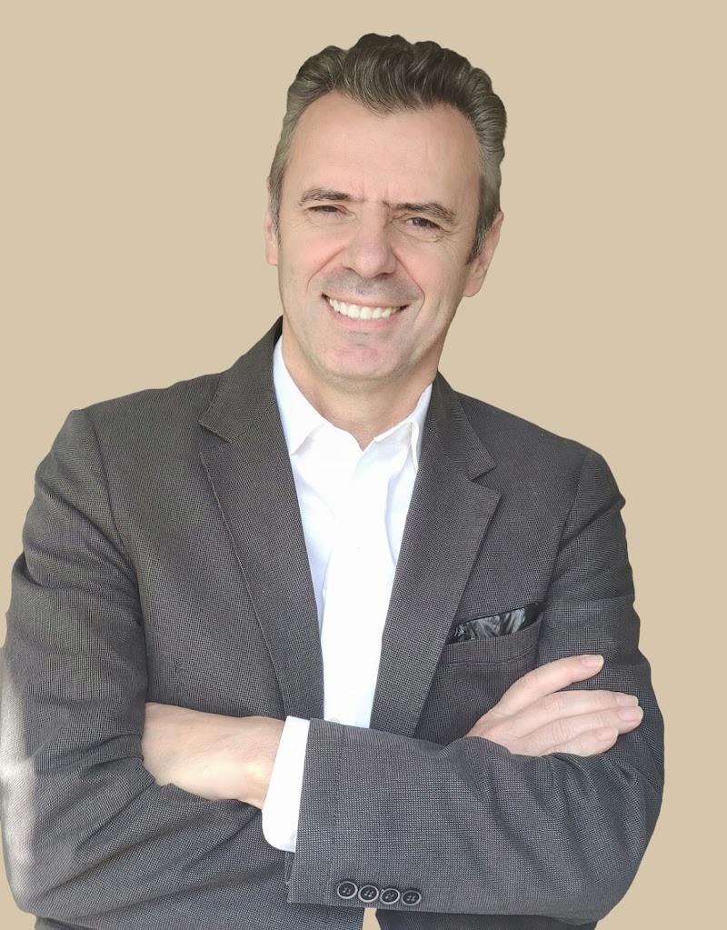WhatsApp ile iletişim