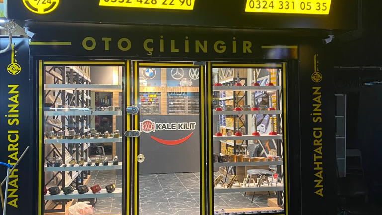 WhatsApp ile iletişim