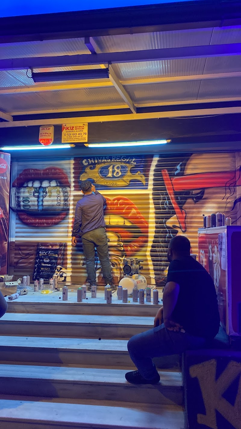 WhatsApp ile iletişim