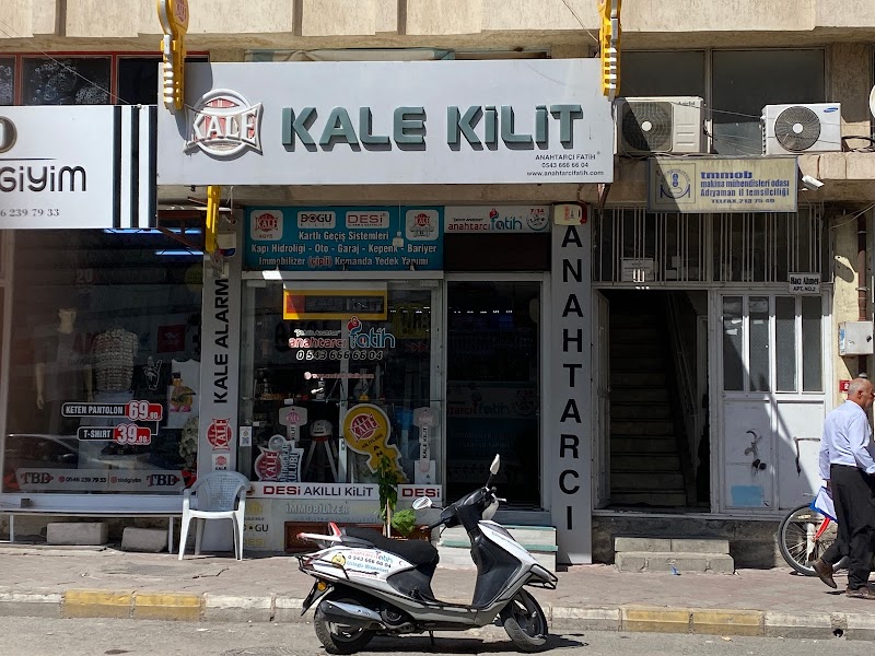 WhatsApp ile iletişim