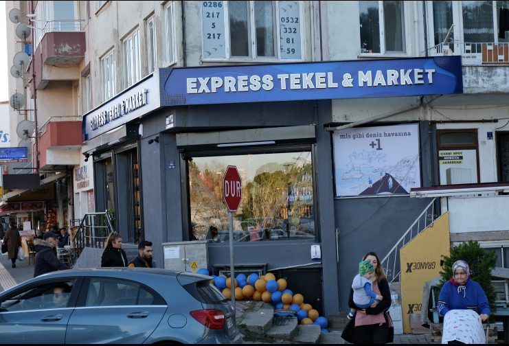 WhatsApp ile iletişim