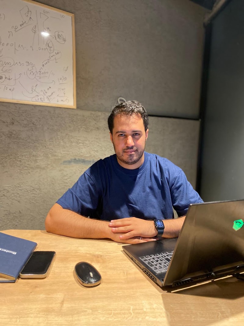 WhatsApp ile iletişim