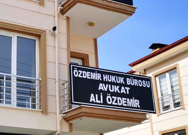 WhatsApp ile iletişim