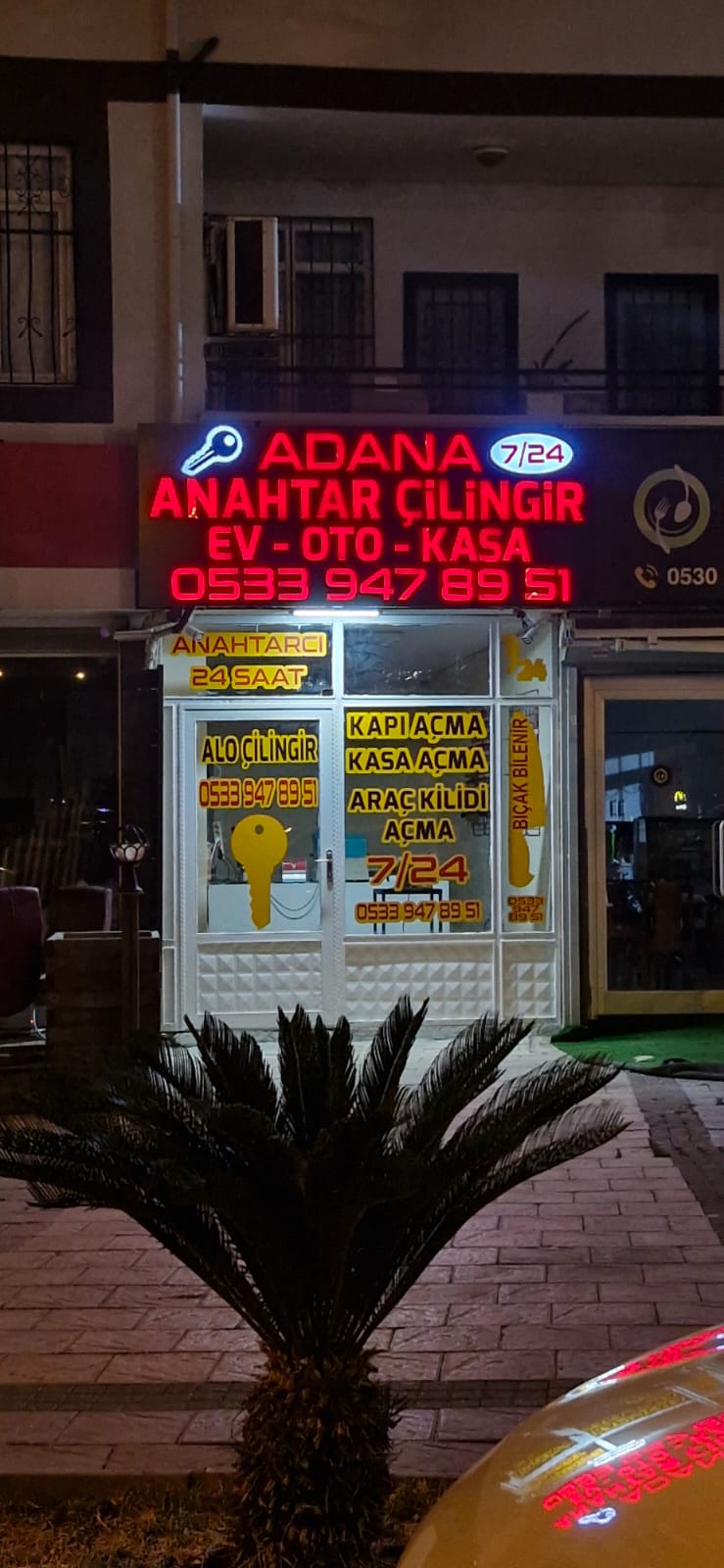 WhatsApp ile iletişim