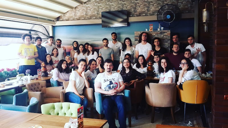 WhatsApp ile iletişim
