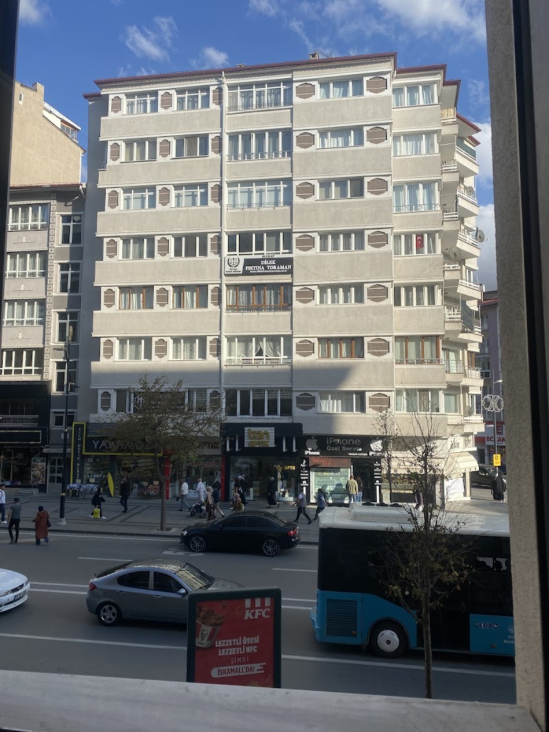 WhatsApp ile iletişim