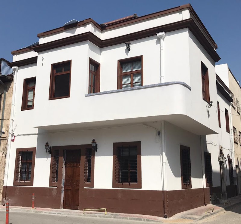 WhatsApp ile iletişim