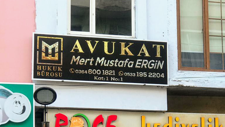 WhatsApp ile iletişim