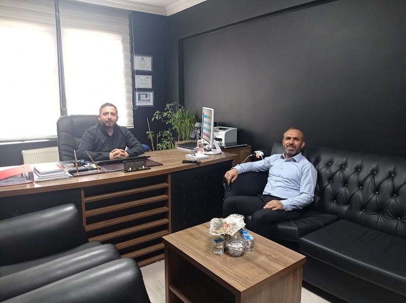 WhatsApp ile iletişim