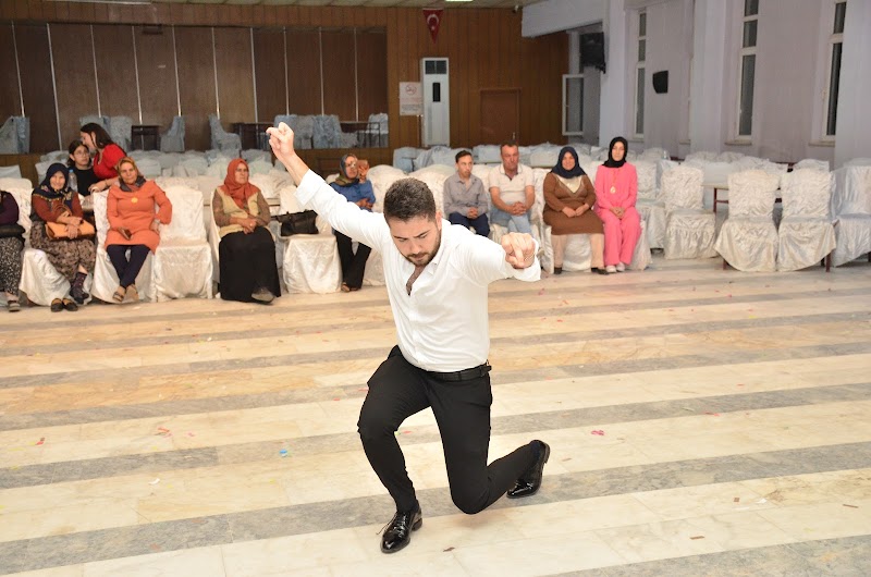 WhatsApp ile iletişim