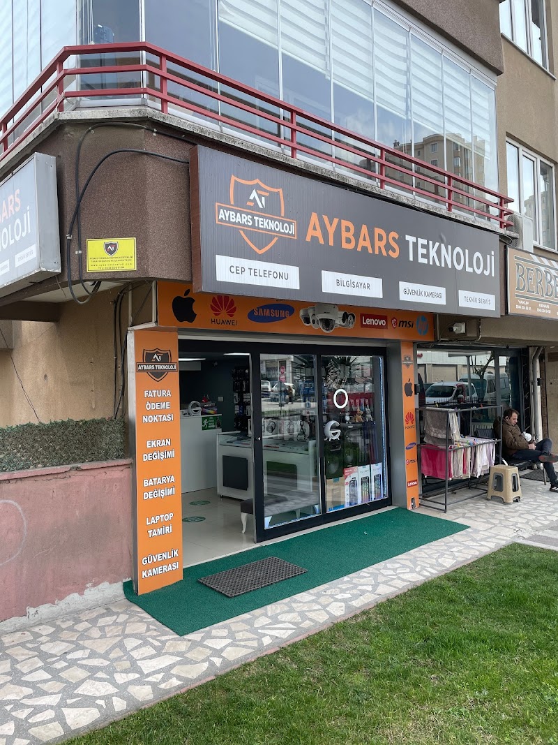 WhatsApp ile iletişim