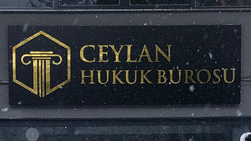 WhatsApp ile iletişim