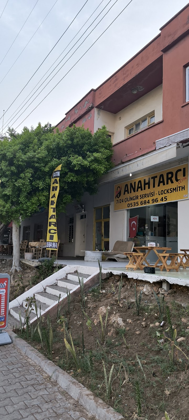 WhatsApp ile iletişim
