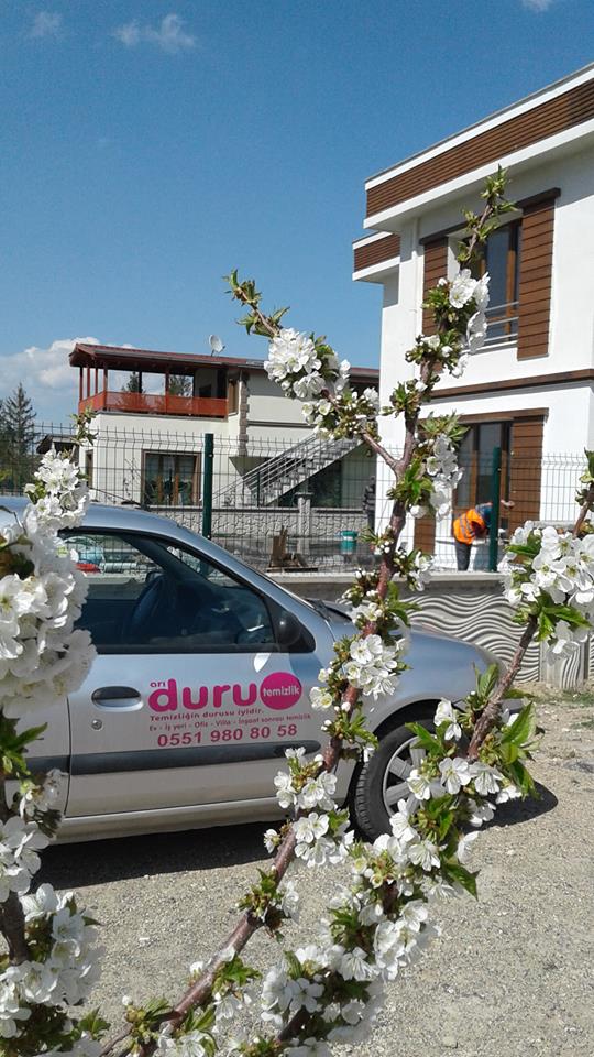 WhatsApp ile iletişim