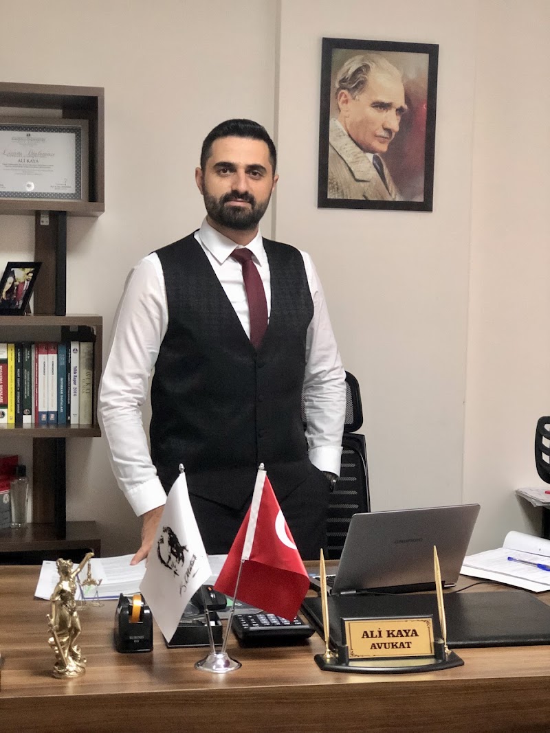 WhatsApp ile iletişim