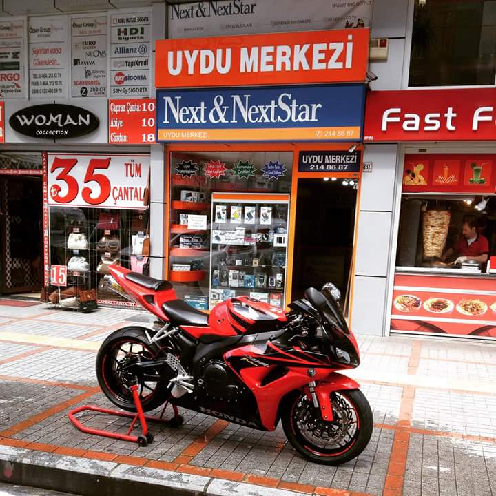 WhatsApp ile iletişim