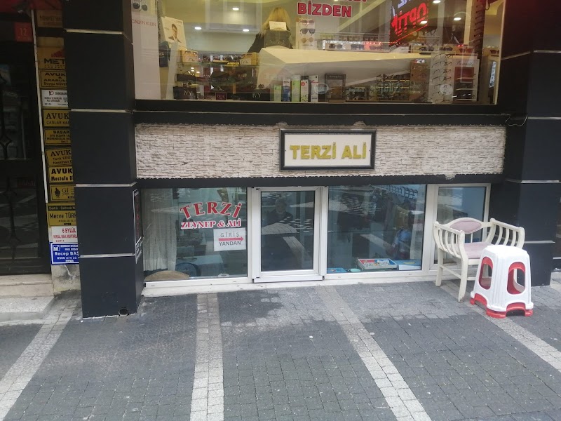 WhatsApp ile iletişim