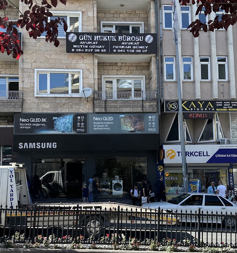 WhatsApp ile iletişim