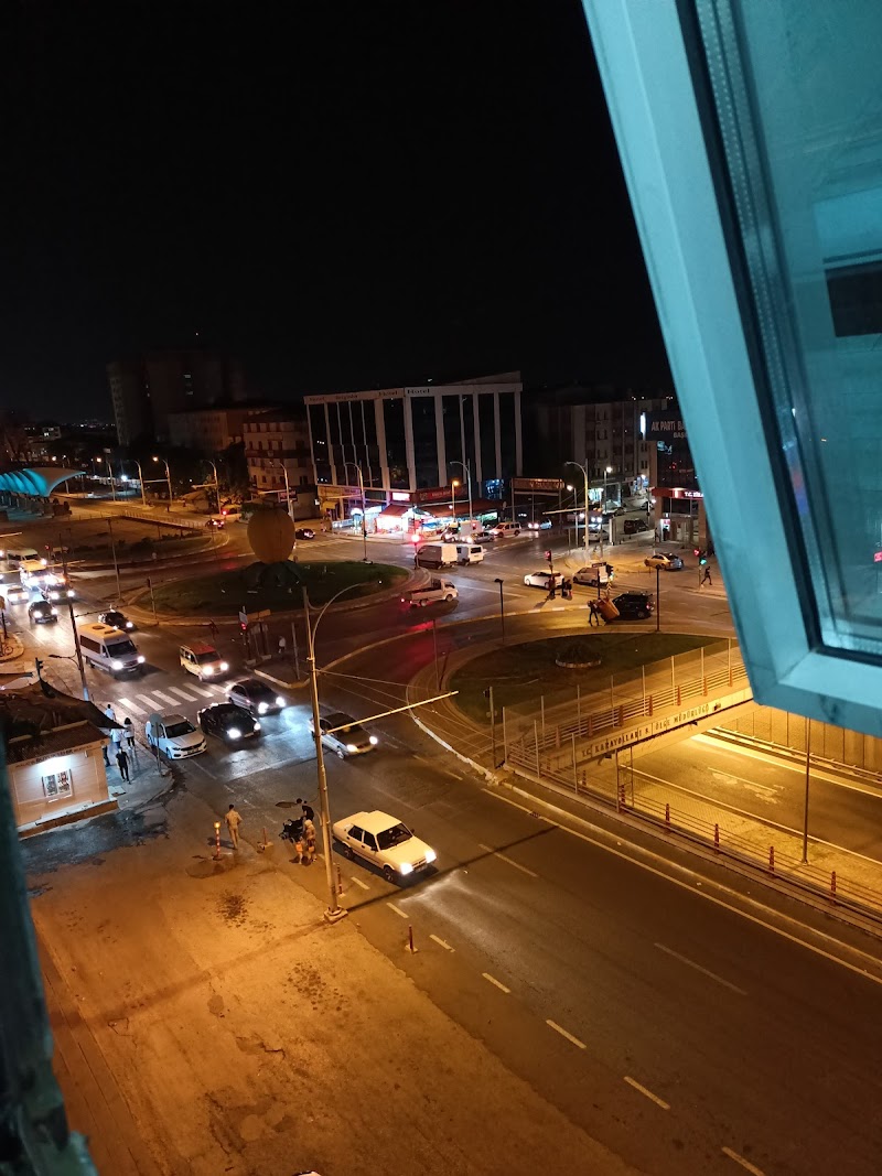 WhatsApp ile iletişim