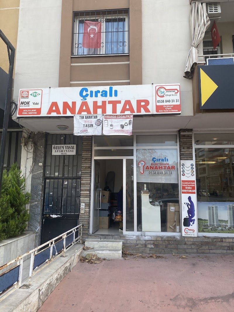 WhatsApp ile iletişim