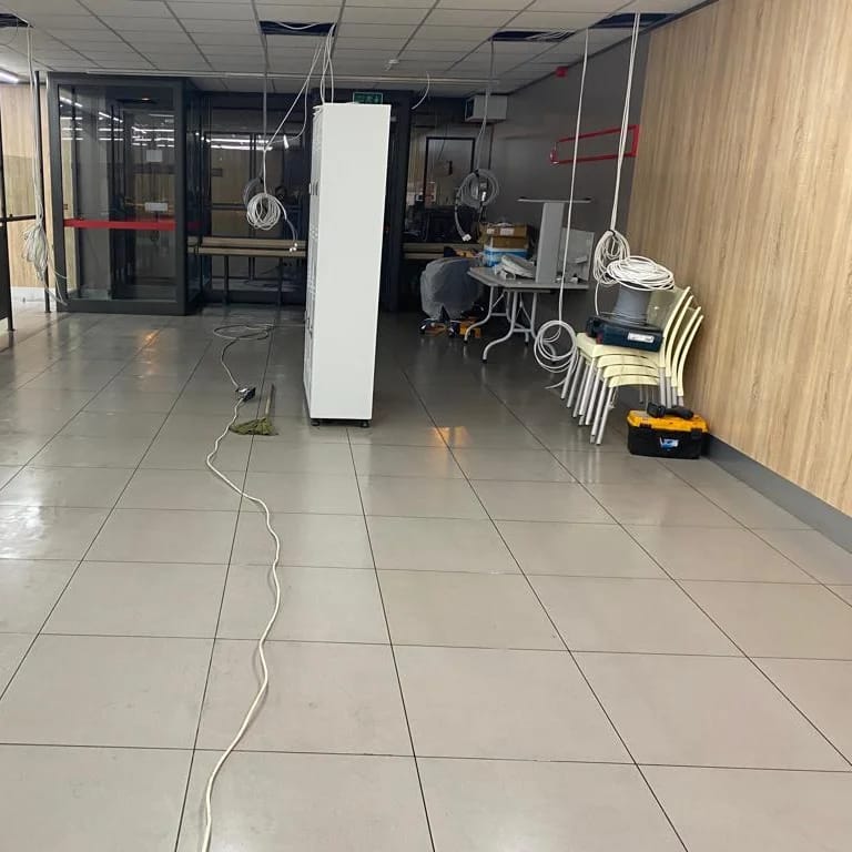 WhatsApp ile iletişim