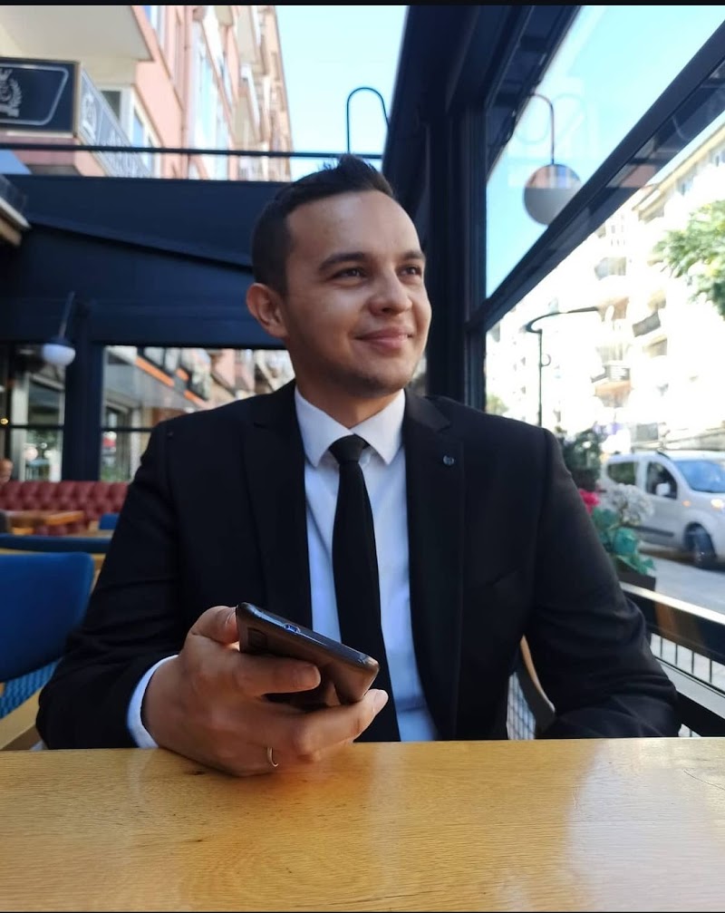 WhatsApp ile iletişim