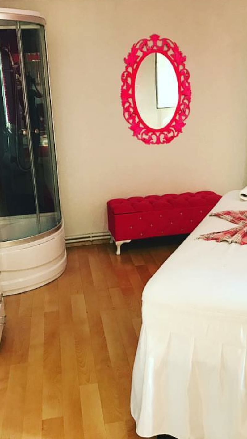 WhatsApp ile iletişim