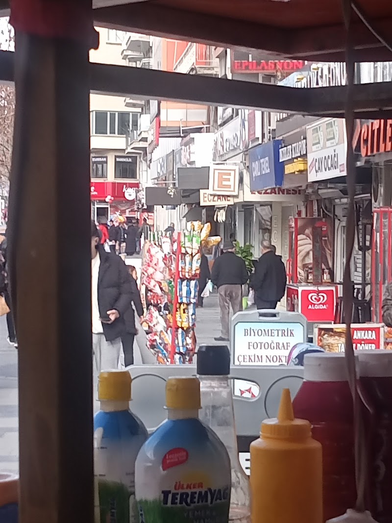 WhatsApp ile iletişim