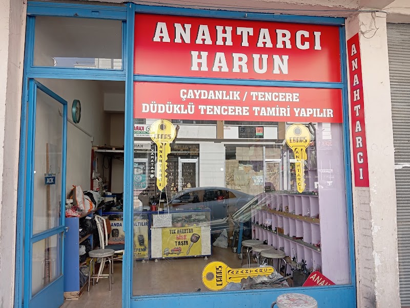WhatsApp ile iletişim