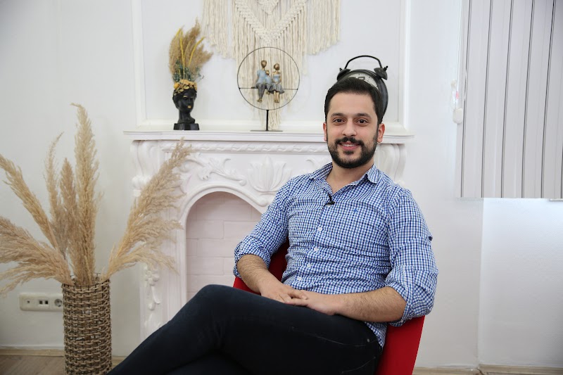 WhatsApp ile iletişim