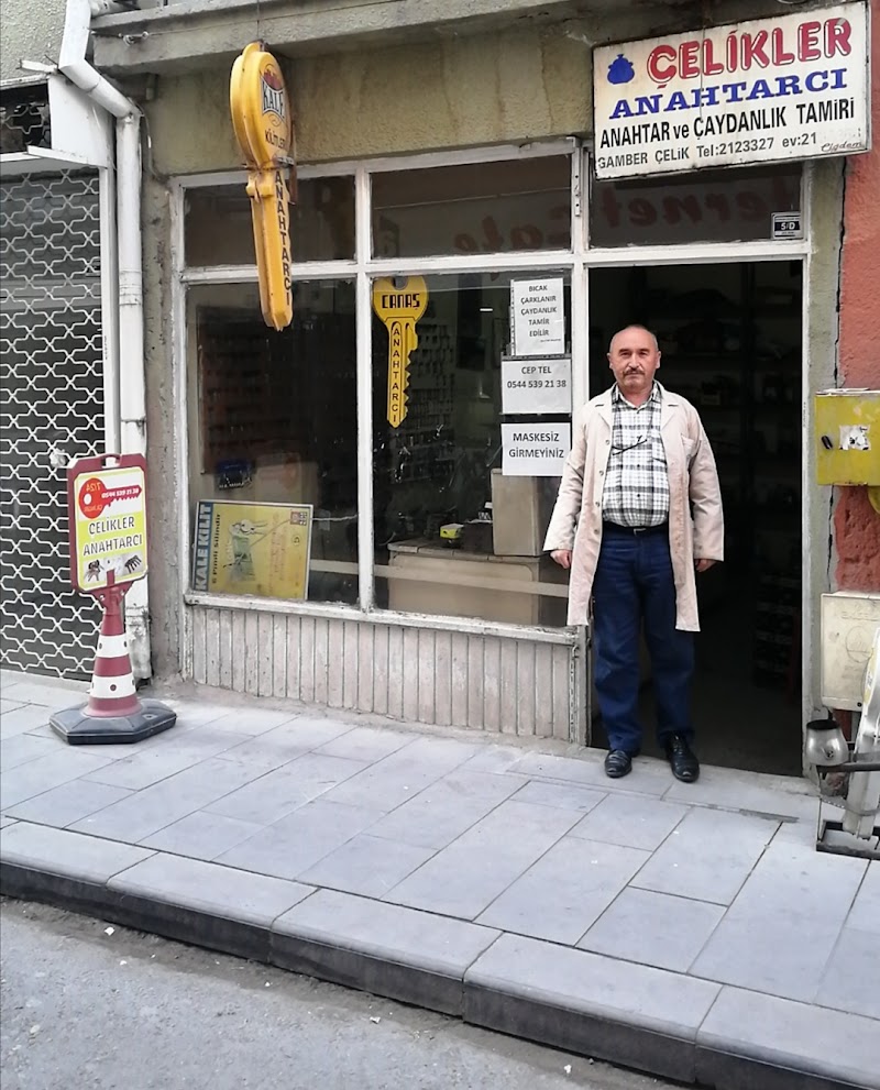 WhatsApp ile iletişim
