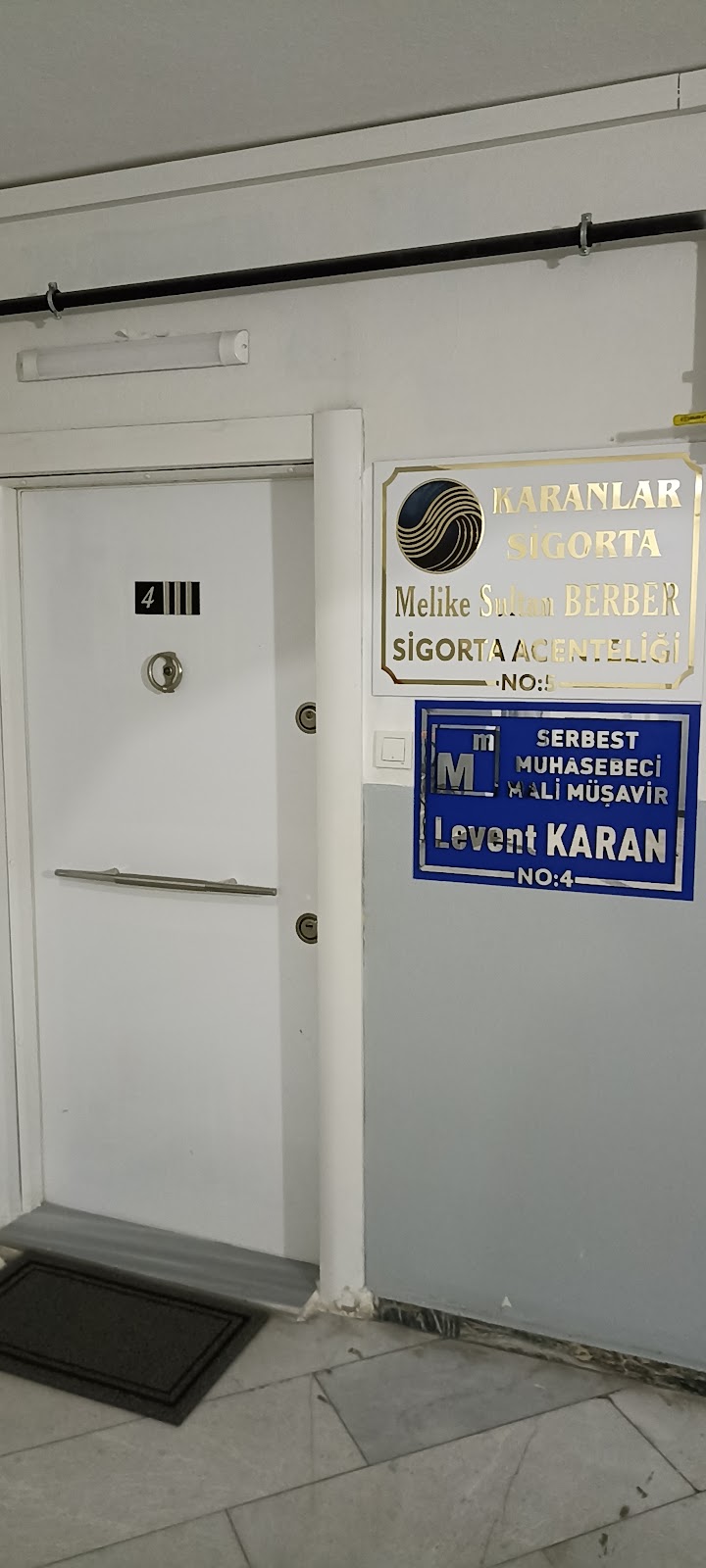 WhatsApp ile iletişim