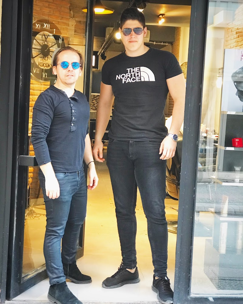 WhatsApp ile iletişim