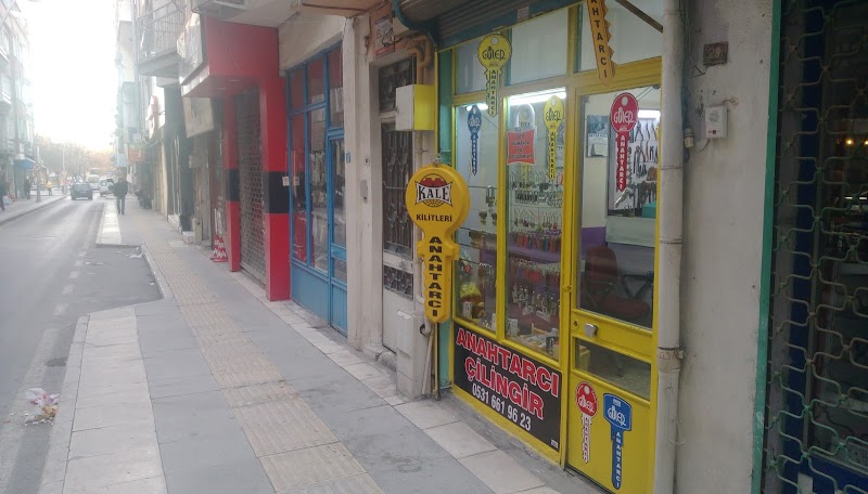 WhatsApp ile iletişim