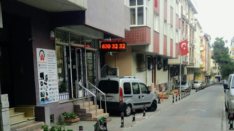 WhatsApp ile iletişim