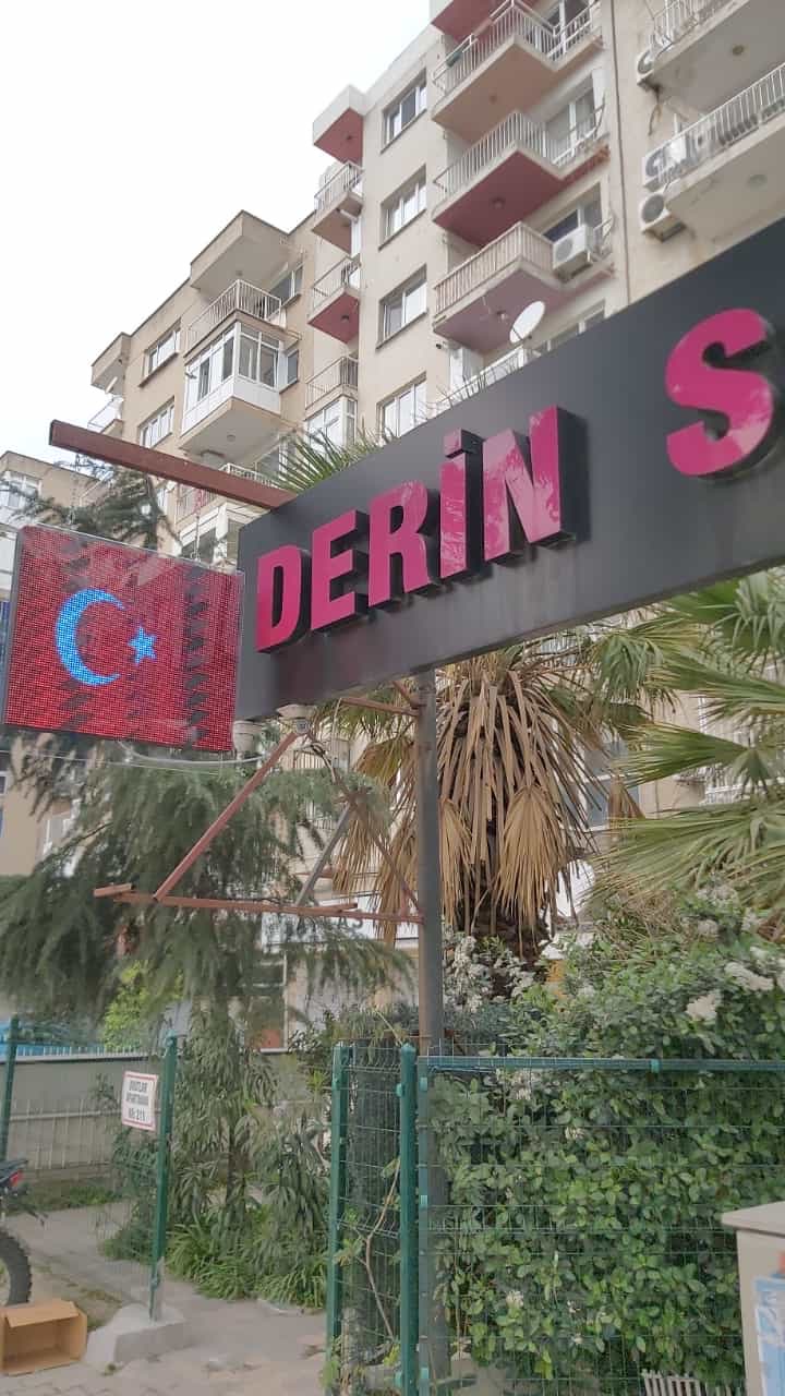 WhatsApp ile iletişim