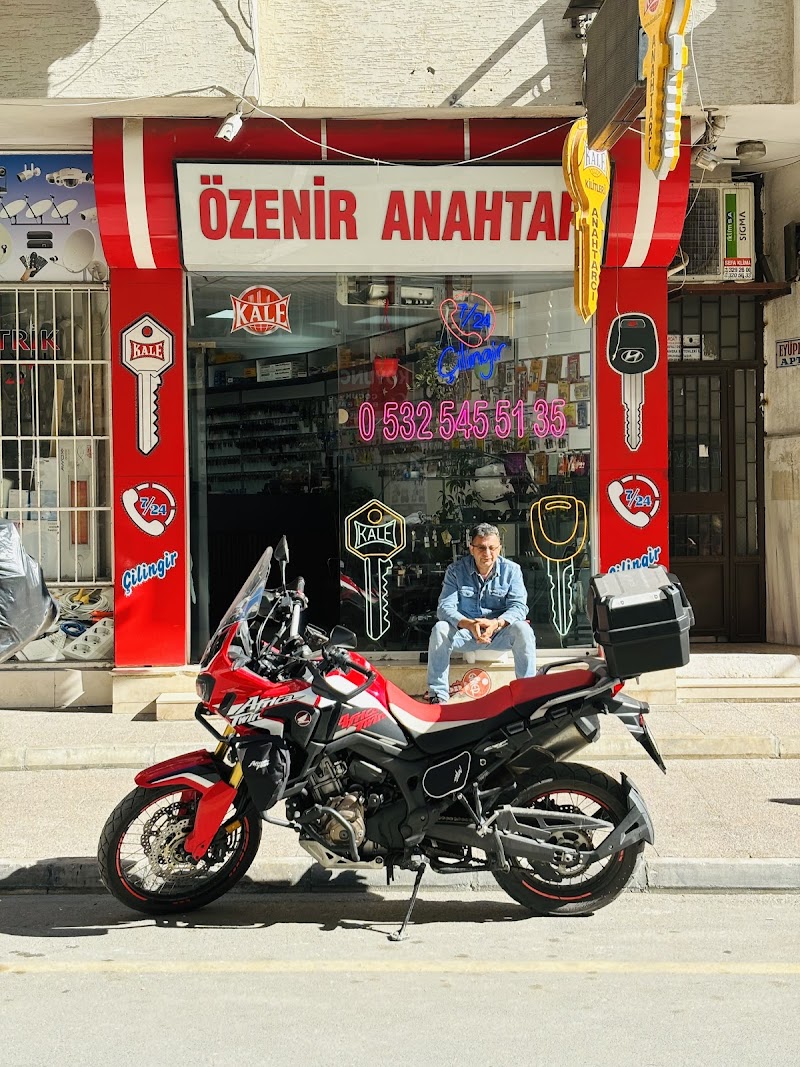 WhatsApp ile iletişim