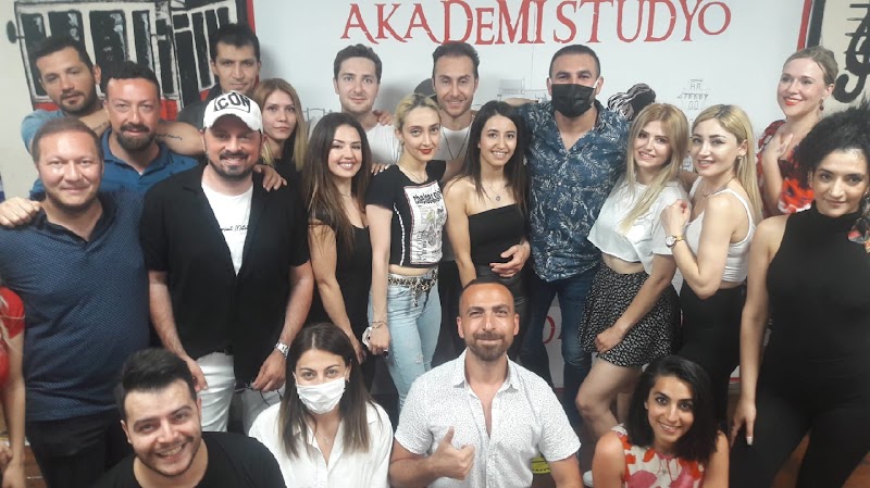 WhatsApp ile iletişim