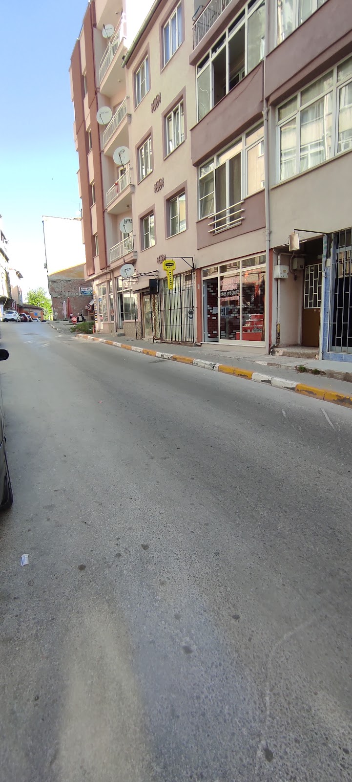 WhatsApp ile iletişim