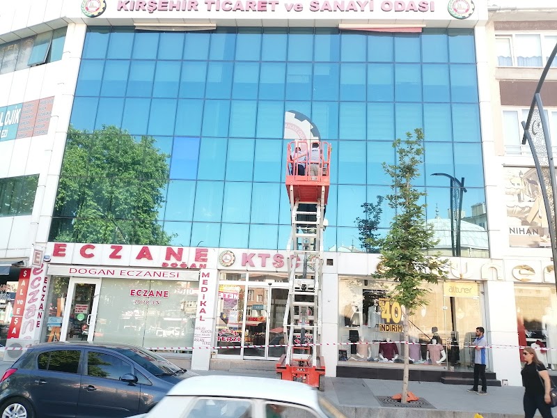 WhatsApp ile iletişim