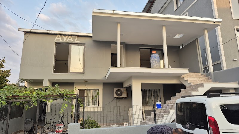 WhatsApp ile iletişim