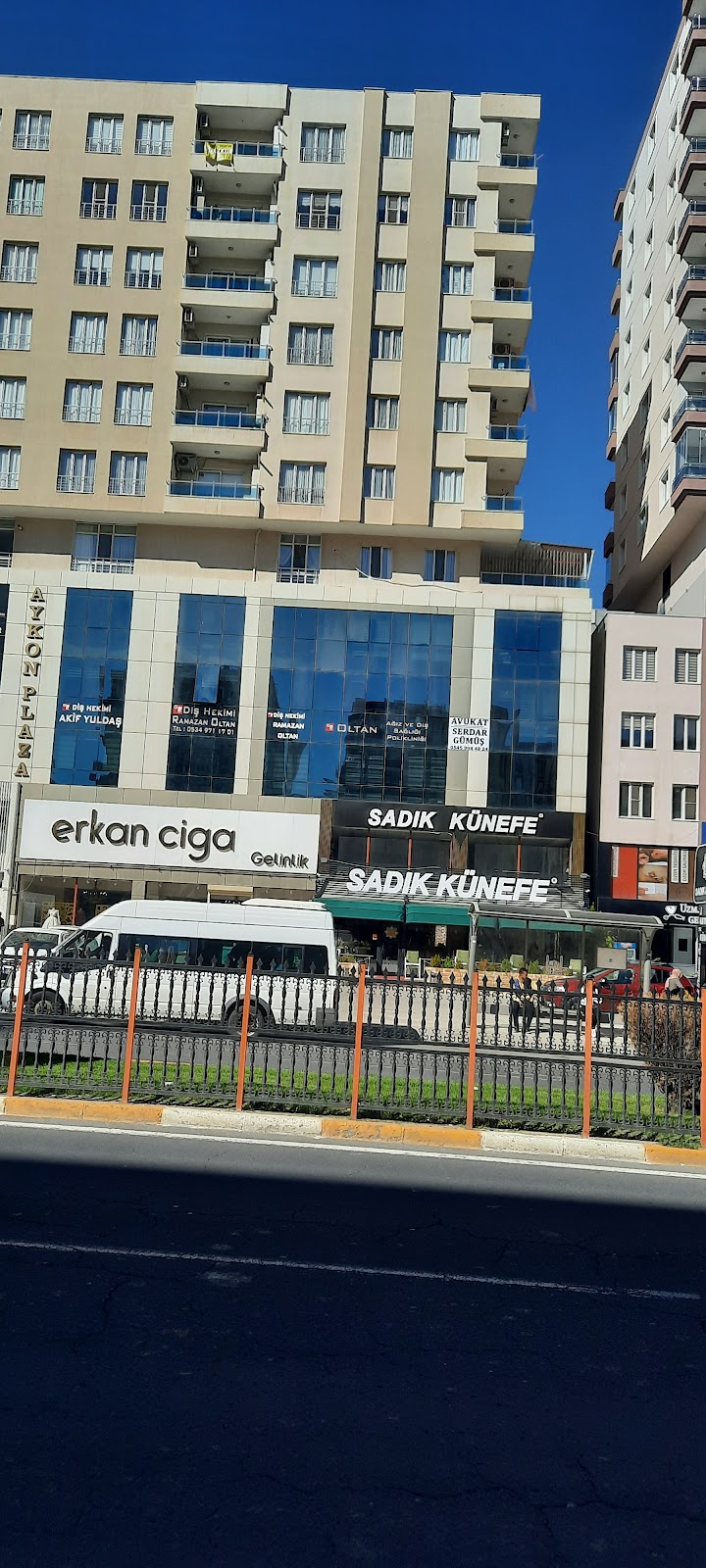 WhatsApp ile iletişim