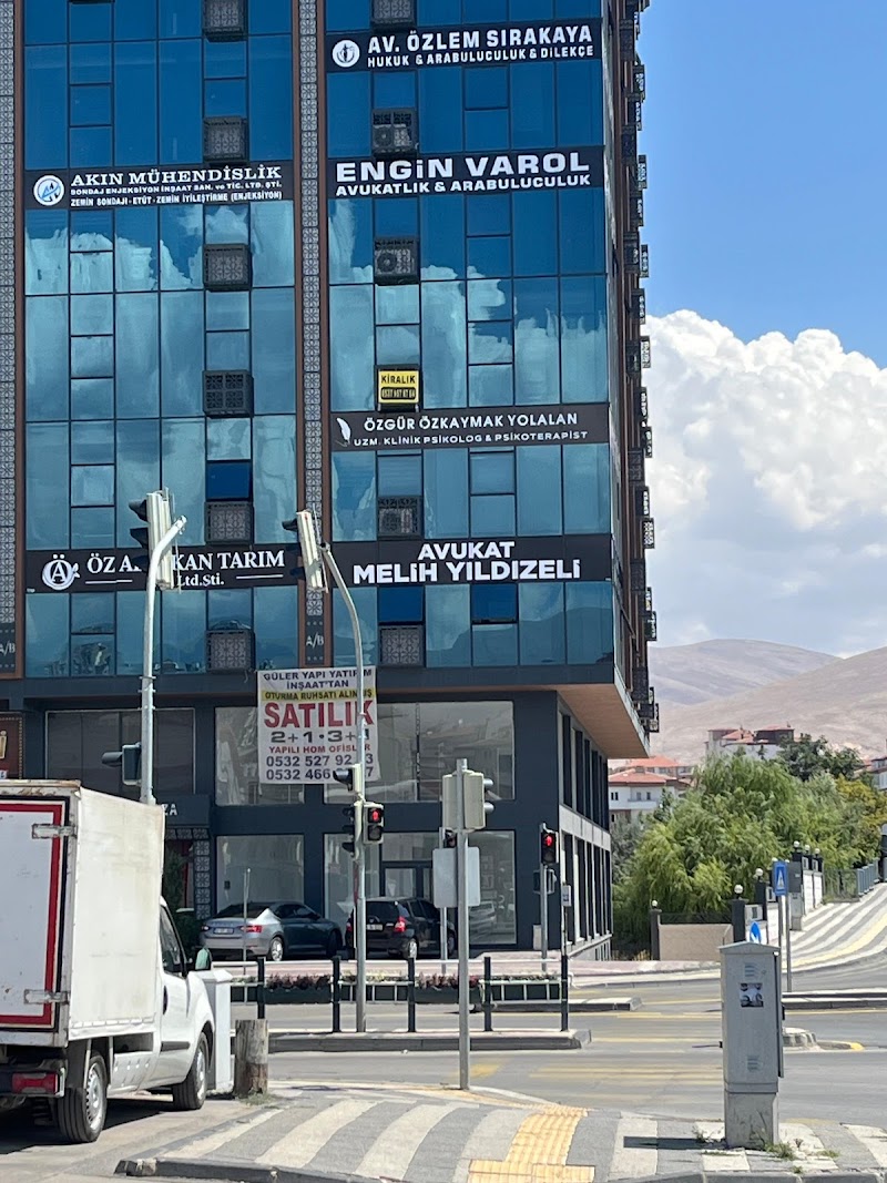 WhatsApp ile iletişim