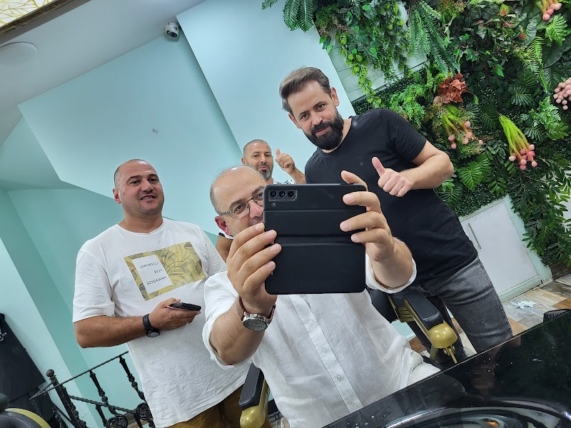 WhatsApp ile iletişim
