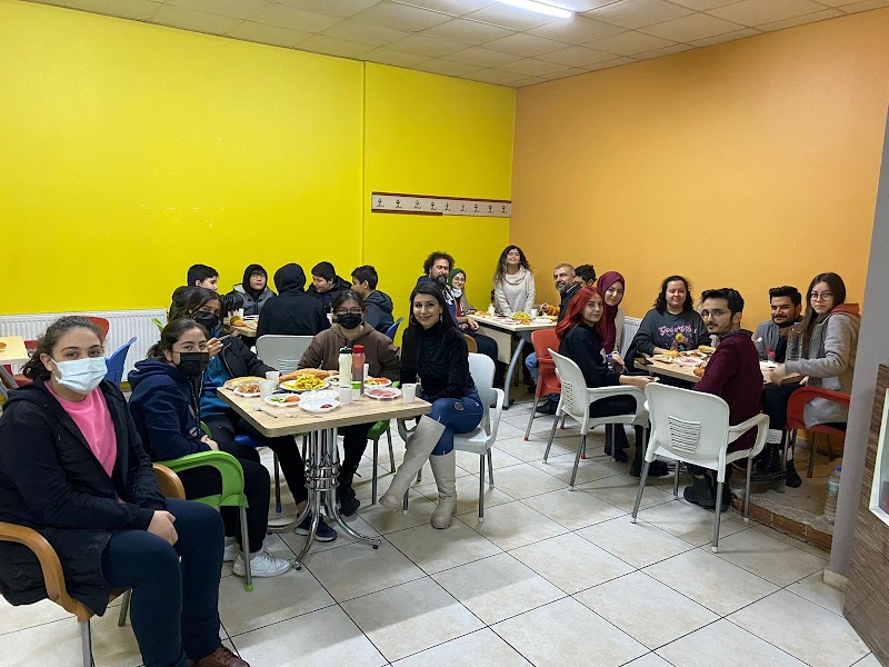 WhatsApp ile iletişim