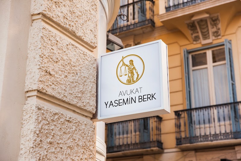 WhatsApp ile iletişim